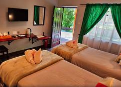 Island Safari Lodge - Maun - Bedroom