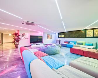 Studio 8 Residences - Adults Only - West Ryde - Bar