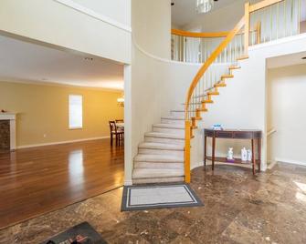 Private Master Bedroom B and Private Washroom - Vancouver