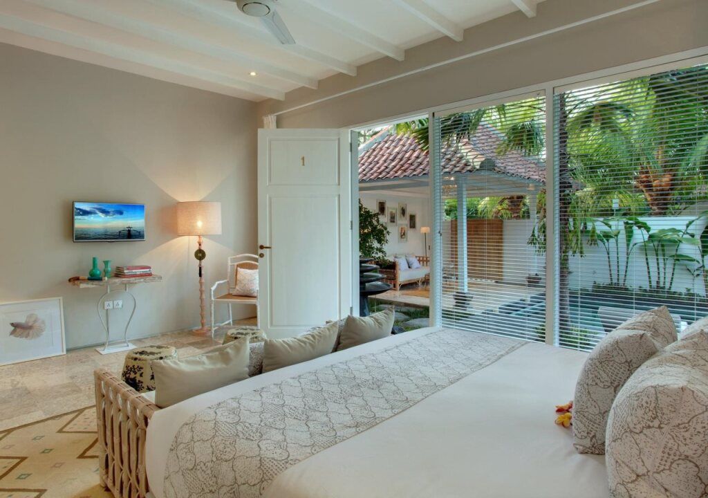 Room & Vespa 4 - Central Seminyak Near Beach