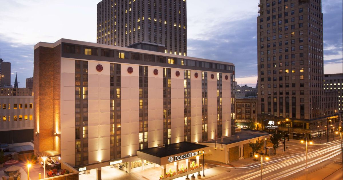 DoubleTree by Hilton Milwaukee Downtown ab 101 €. Hotels in Milwaukee
