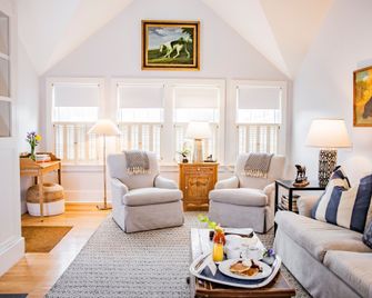 The Wauwinet - Nantucket - Salon