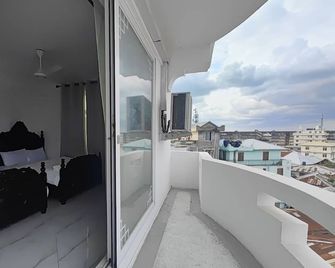Ayaa Luxury Apartment 4th Floor Zanzibar - Zanzibar - Balkon