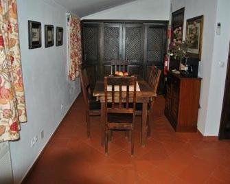 Casa Arlindo Correia - Alter do Chão - Dining room