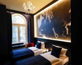 Sleephotels Casino - Hamburg - Schlafzimmer