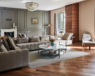 ماكس رويال بيليك جولف ريزورت - أنطاليا - غرفة معيشة