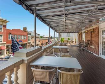 The Gin Hotel Ascend Hotel Collection - Lexington - Parveke