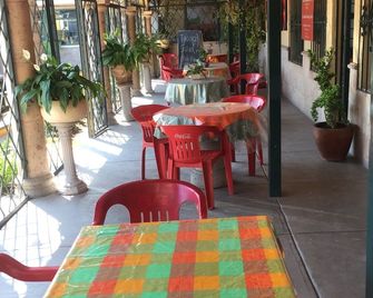 Casita Montana Hotel - אחיחיק - מסעדה