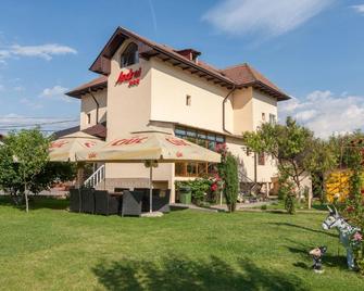 Pensiunea Andrei Rm Valcea - Ramnicu Valcea - Edificio