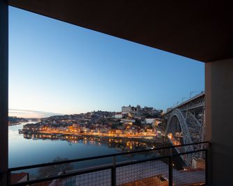Oh! Porto Apartments - Vila Nova de Gaia - Balkon