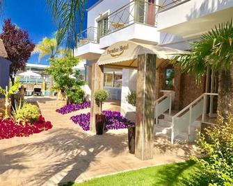 Paradice Hotel Luxury Suites - Stavros
