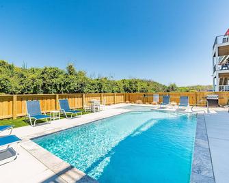 After Math - Corolla - Pool