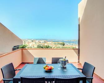 Palau Apartment - Home And More - Palau - Balkon