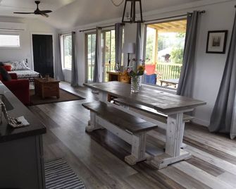 The Ranch in Mt Airy - Mount Airy - Essbereich