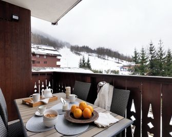 Résidence Pierre & Vacances Premium Les Fermes De Méribel - Les Allues - Balkon