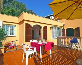 Appartamenti Villa Chiara - Imperia - Balkon