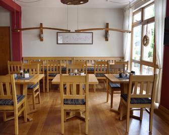 Weingut Weich - Schleich - Restaurante