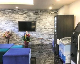 Hotel Livemax Okayama - Okayama - Lobby