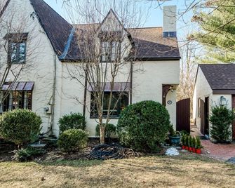 Highland Ave - Norwalk - Norwalk - Gebouw