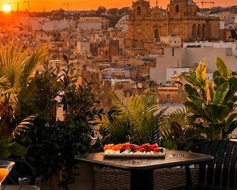 Royale Sainte Helene Boutique Hotel - Birkirkara