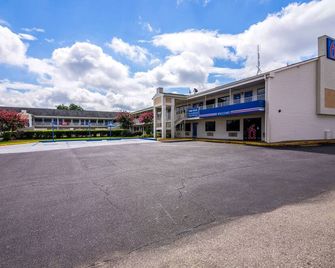 Motel 6 Anniston Al - Oxford - Edificio