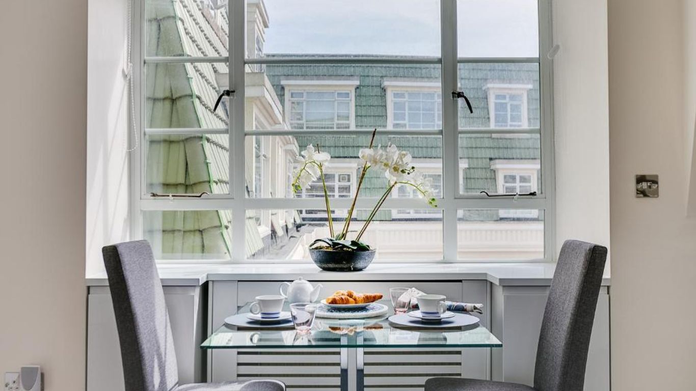 Nell Gwynn Chelsea Accommodation