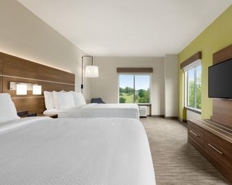 Holiday Inn Express & Suites Akron Regional Airport Area By IHG - Akron - Habitación