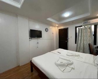 Pilot Hotel - Alaminos - Habitación