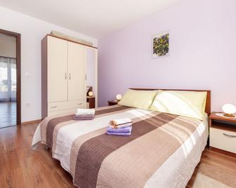 Apartments Adria - Rovinj - Chambre
