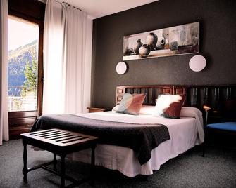 Hotel La Burna Panoramic - Sispony - Schlafzimmer