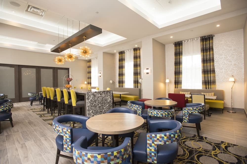 Hampton Inn & Suites by Hilton Thunder Bay - ת'אנדר ביי - מסעדה