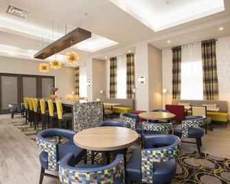 Hampton Inn & Suites by Hilton Thunder Bay - Thunder Bay - Restaurant