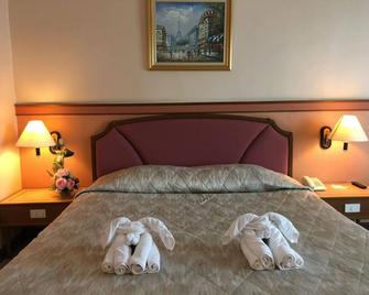 Sakura Grand View Hotel Hat Yai - Hat Yai - Kamar Tidur