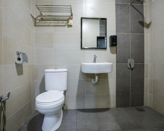 Merrinton Hotel Temerloh - Temerloh - Baño