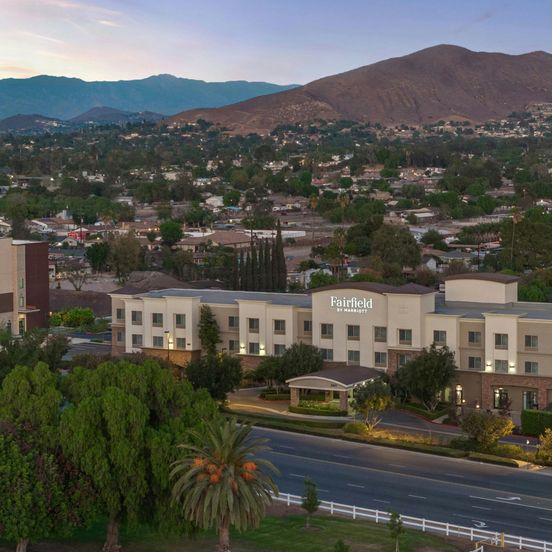 Fairfield Inn & Suites by Marriott Riverside Corona/Norco image 1