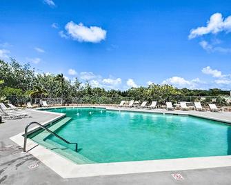 Ocean-View Condo Half Mile to Kalapaki Beach! - Lihue - Pool