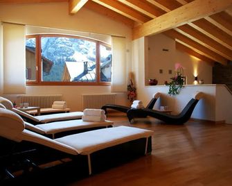 Wellness Hotel Bladen - Sappada - Wohnzimmer