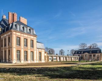 Studio charmant à Abondant, 30 m² avec jardin - Sainte-Gemme-Moronval