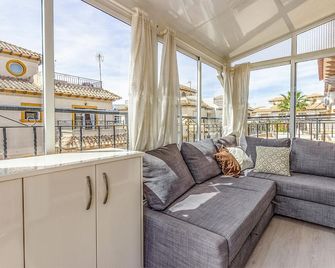 3 Bedroom Awesome Home In Orihuela - Orihuela - Balkon