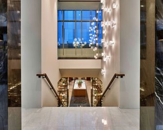 Est Grand Hotel Savoy - Budapest - Lobby