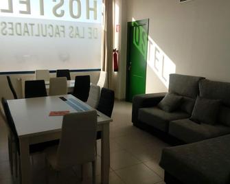 Hostel de las Facultades - Santander - Comedor