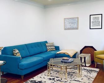 2-Bedroom Suite in the Heart of Downtown - Weyburn - Living room