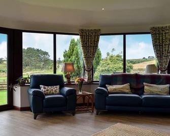2 Bedroom bungalow Aberdeen within the beautiful countryside. - Milltimber - Sala de estar