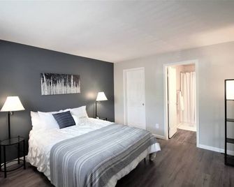 Oak Overflight Oasis Condo-Minutes To Wpafb & Wsu With Ac, Fast Wifi - Fairborn - Bedroom