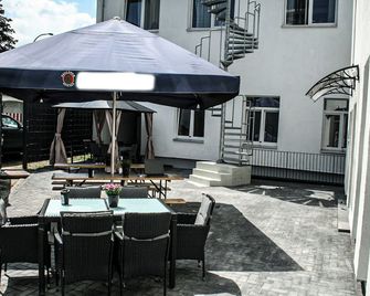 Hotel am Seehafen - Hamburg - Patio