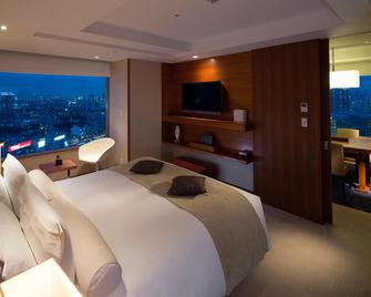 ذا سترينغ باي إنتركونتيننتال، طوكيو - طوكيو - غرفة نوم