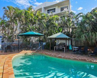 Lindomare Unit 17, 11 Orvieto Tce, Kings Beach - Caloundra - Piscina