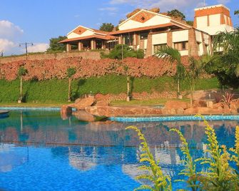 Kadambavanam Ethnic Village Resort - Madurai - Piscine