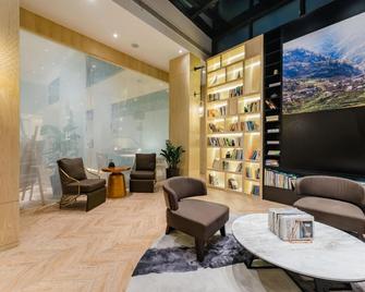 Atour Hotel Shangrao Central Square - Shangrao - Lounge