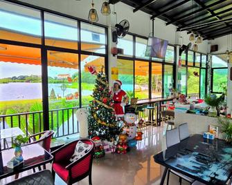 Tiny Island Lake Lodge - Bangkok - Restaurant